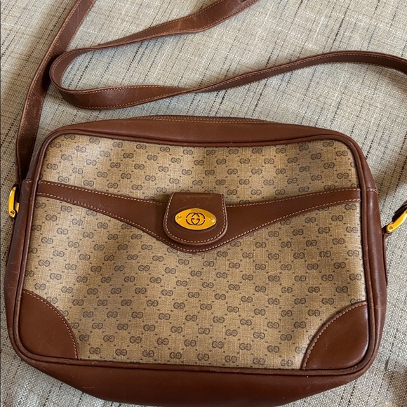 Vintage Gucci Crossbody - Picture 1 of 11